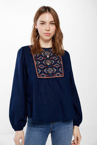 Embroidered chest blouse