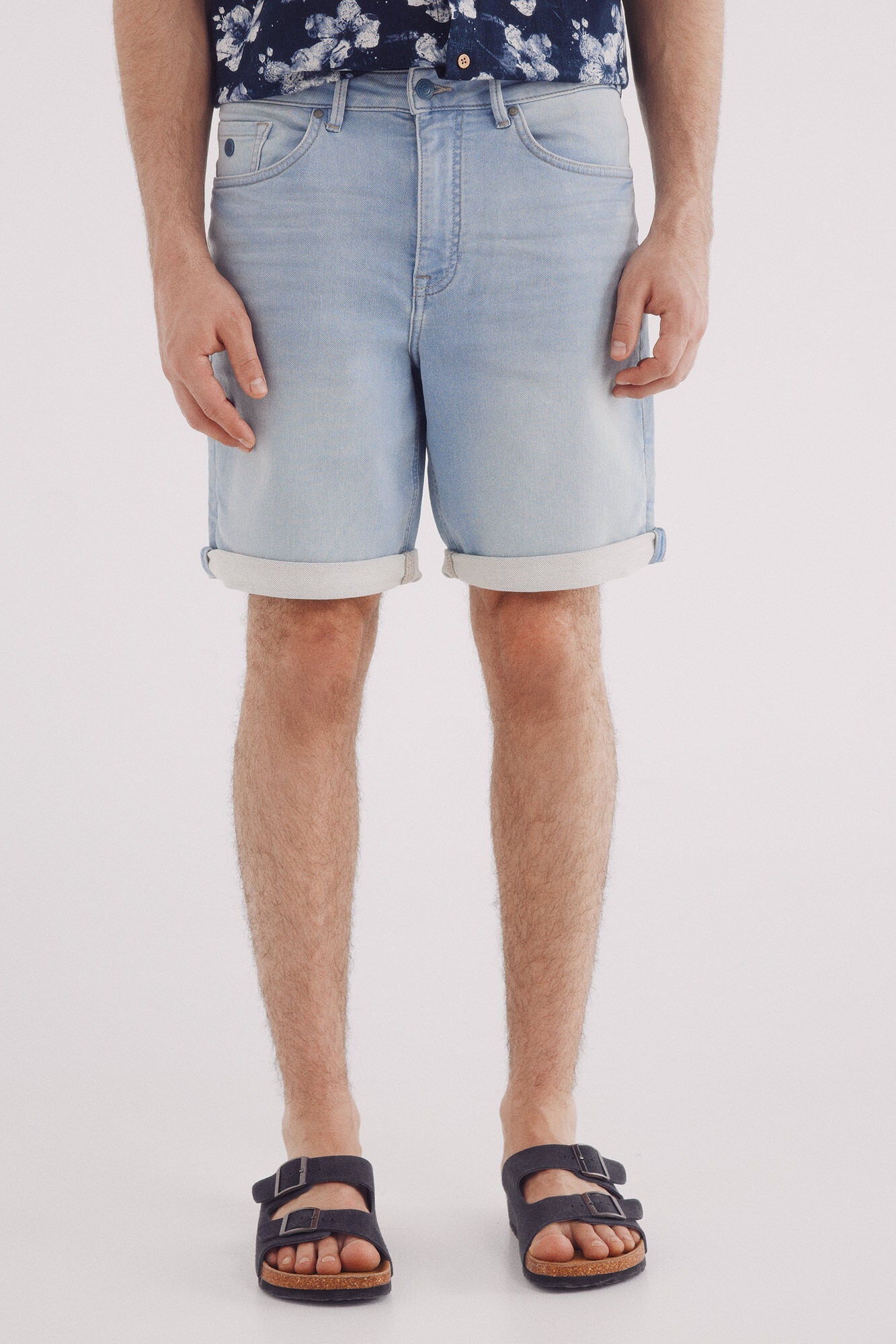 Slim fit light knit denim Bermuda shorts