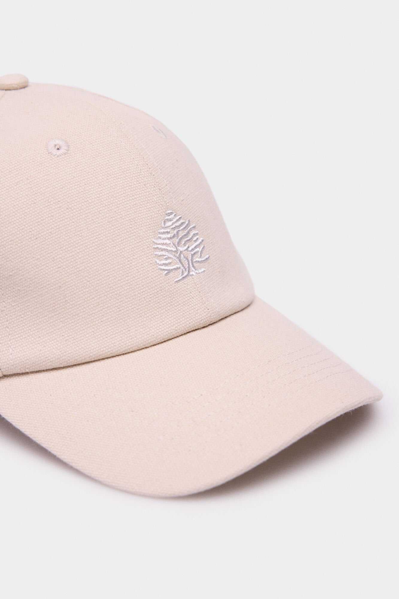 Basic cap with embossed Springfield logo