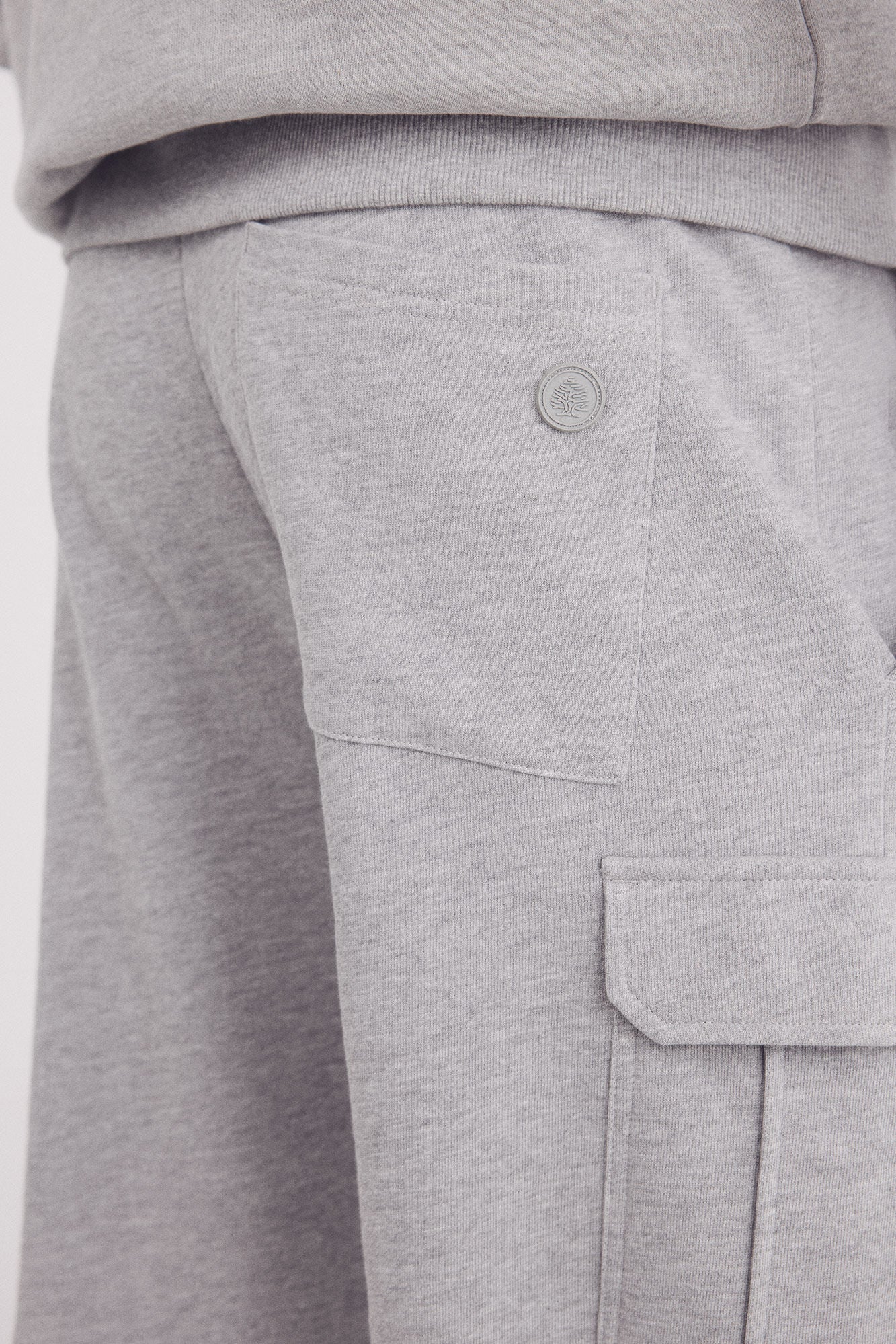 Textured Bermuda shorts