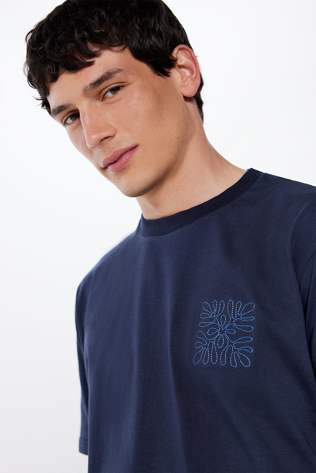 Botanical embroidery T-shirt