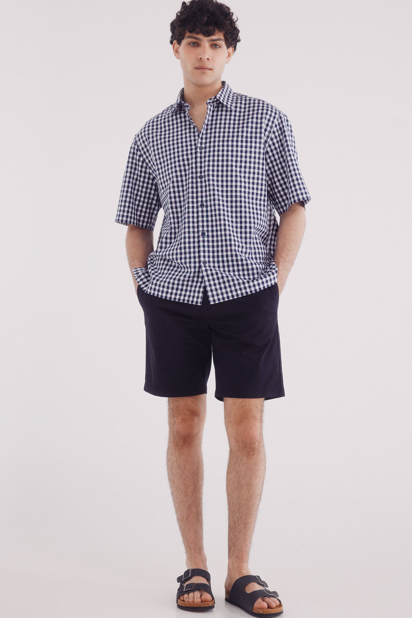 Short-sleeved plaid seersucker shirt