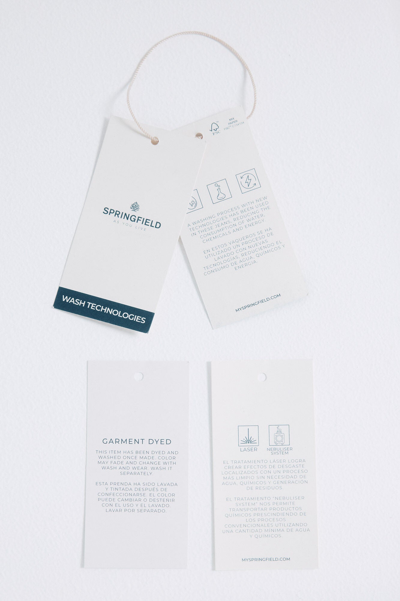 Coloured slim fit 5-pocket trousers.