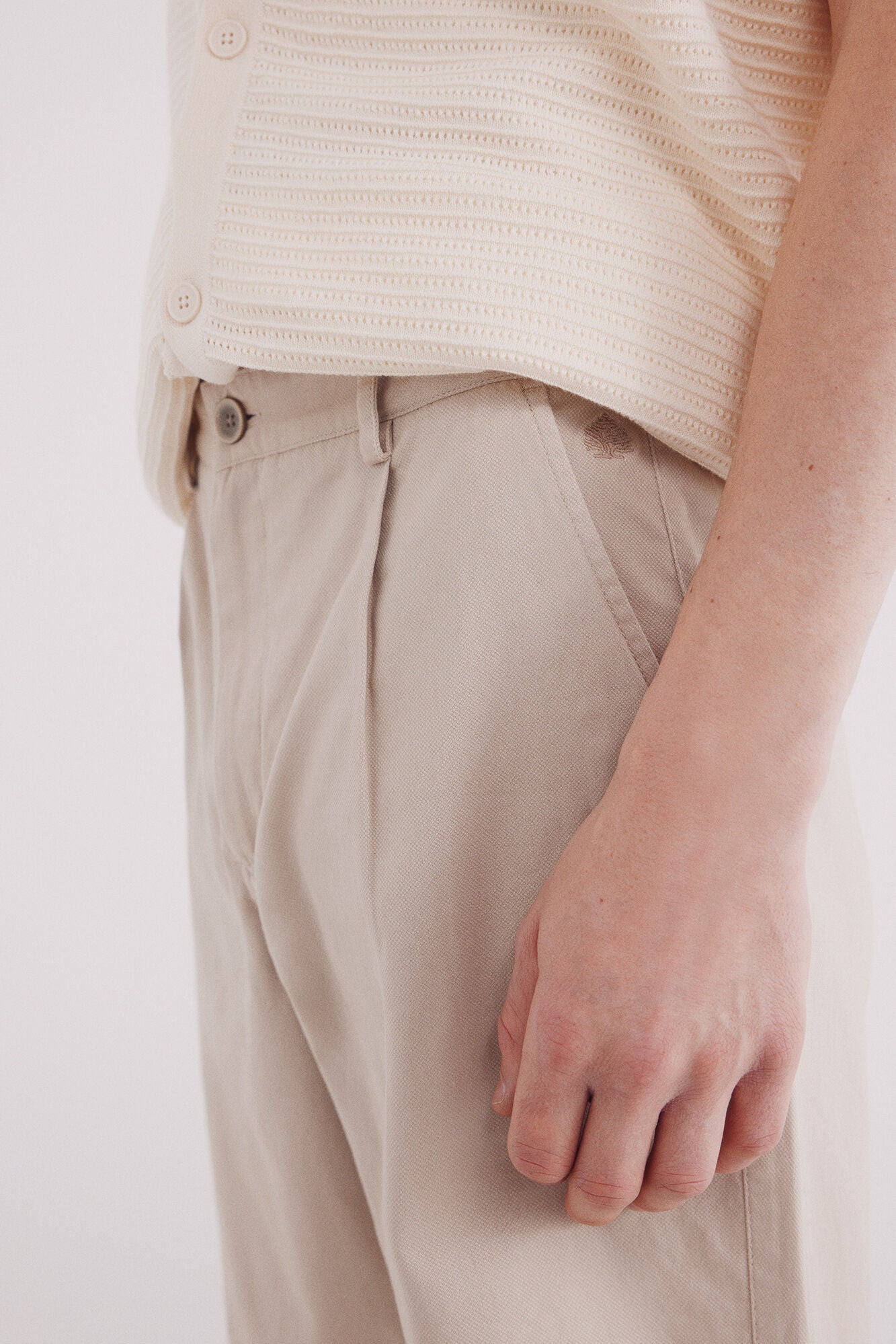 Bermuda structured color comfort fit