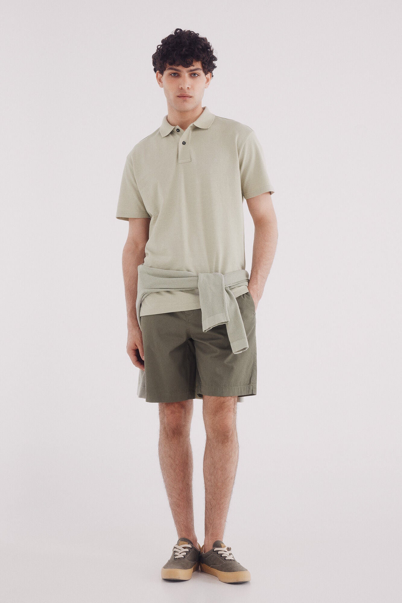 Relaxed fit fluid Bermuda shorts