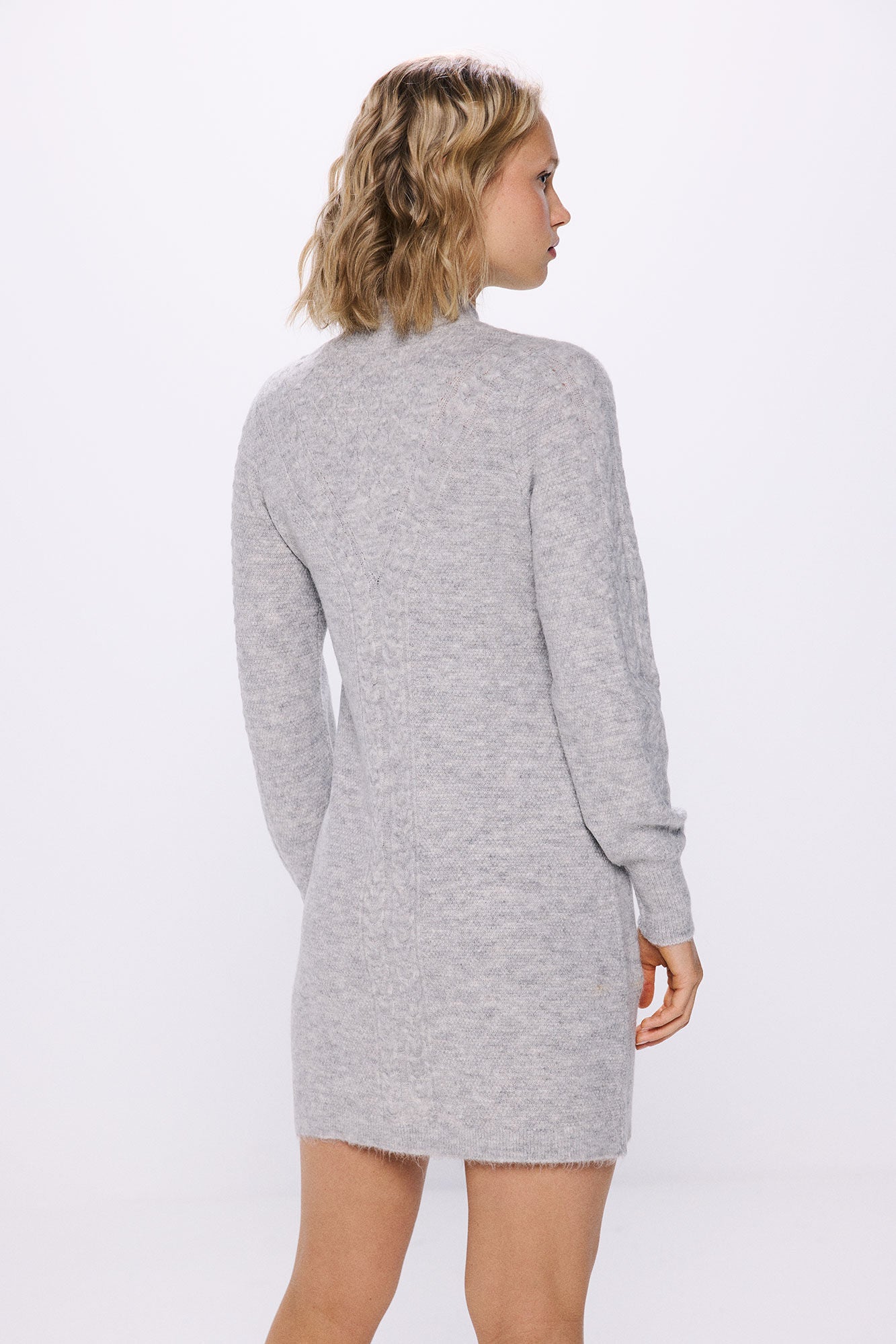 Short jersey-knit knit dress