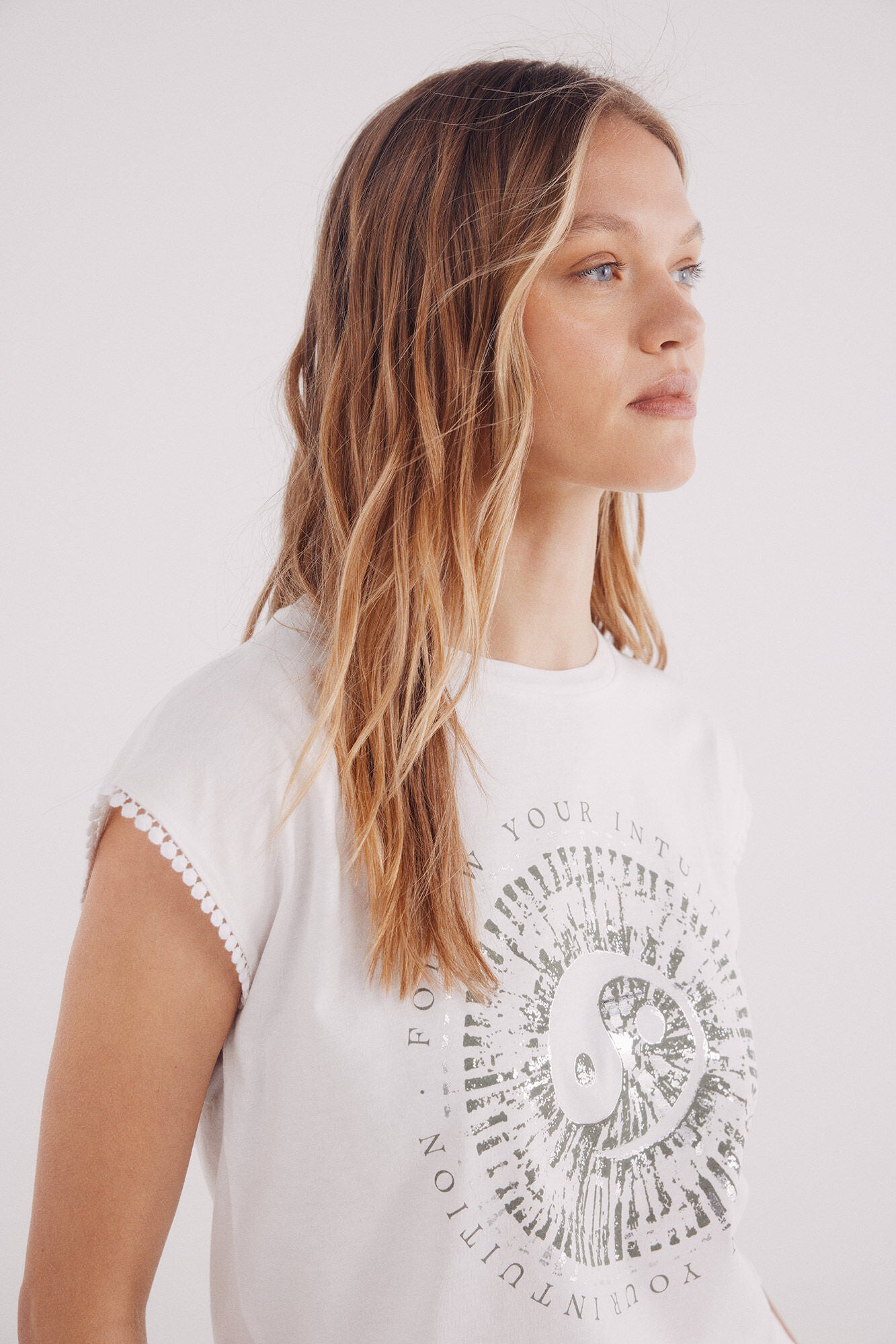 Ethnic graphic T-shirt