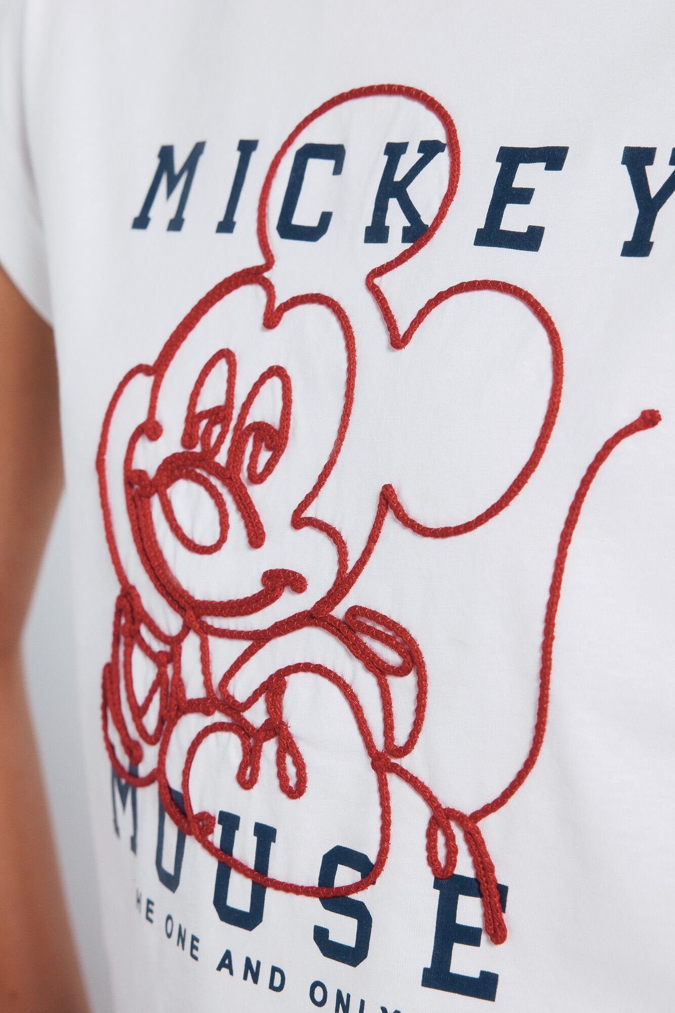 "Mickey Mouse" silhouette T-shirt