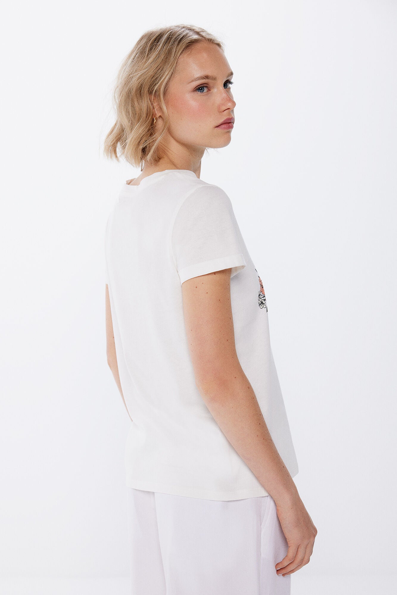 Ethnic graphic T-shirt