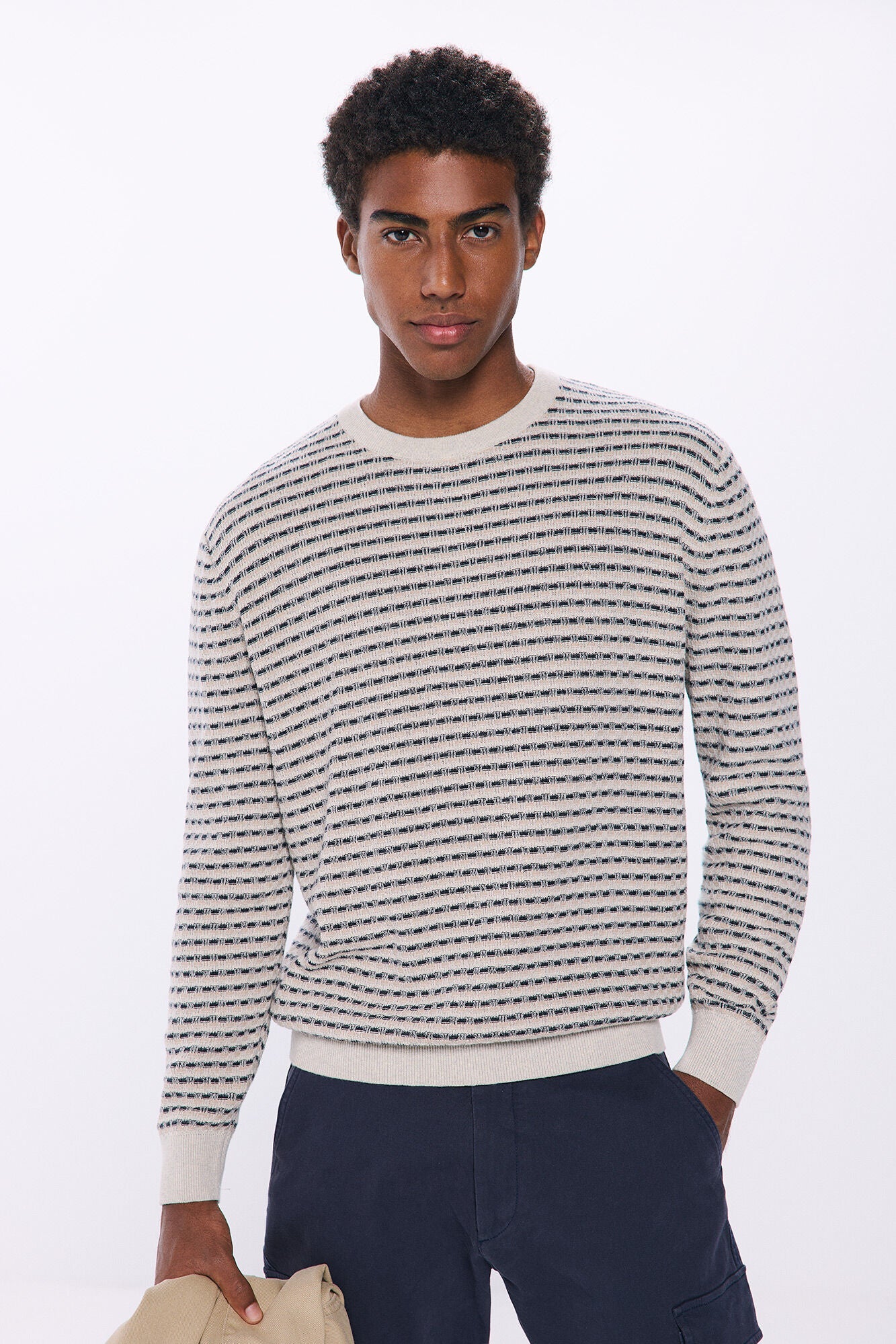Two-tone textured jumper