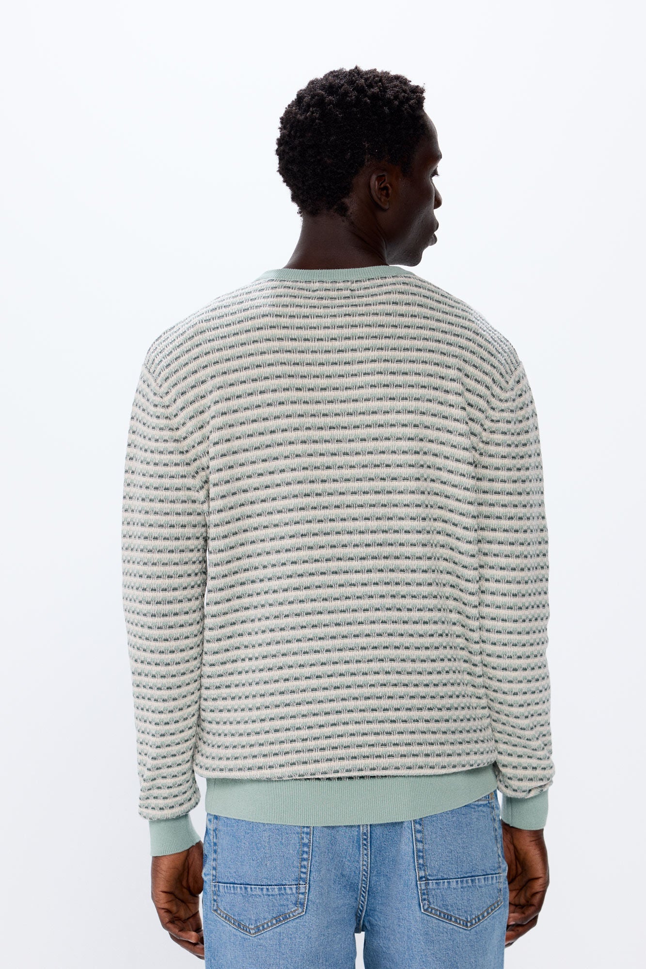 Two-tone textured jumper
