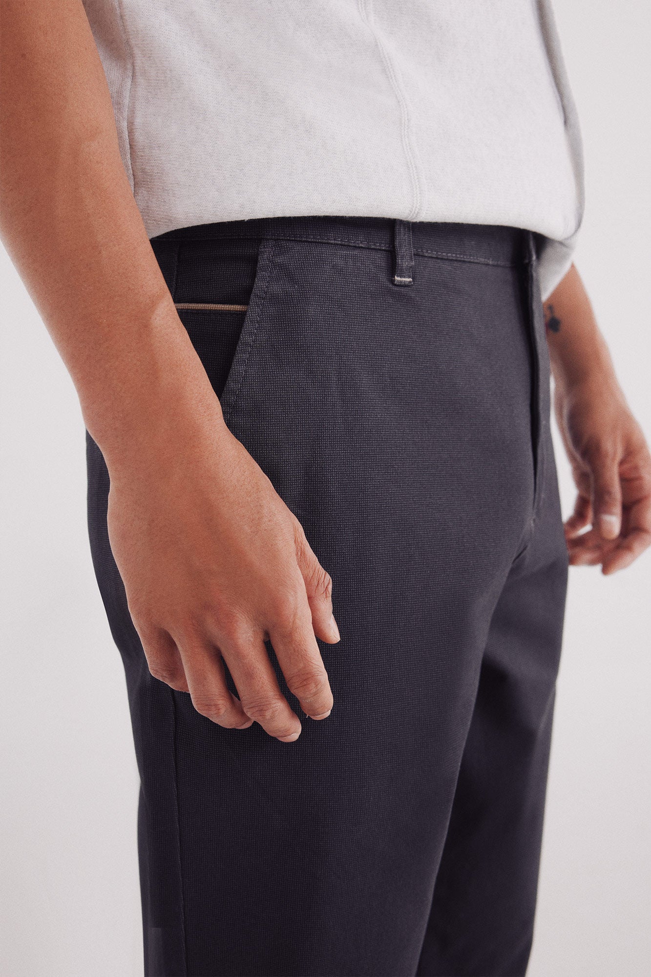 Slim fit micro-printed chinos pants