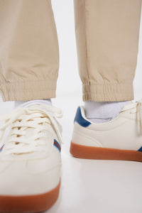 Lightweight cargo trousers