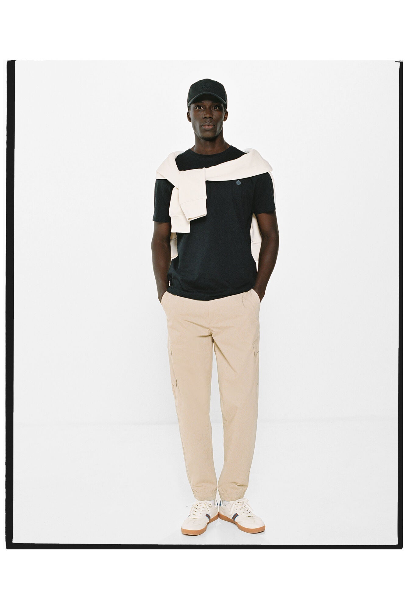 Lightweight cargo trousers