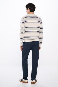 Slim fit micro-printed chinos