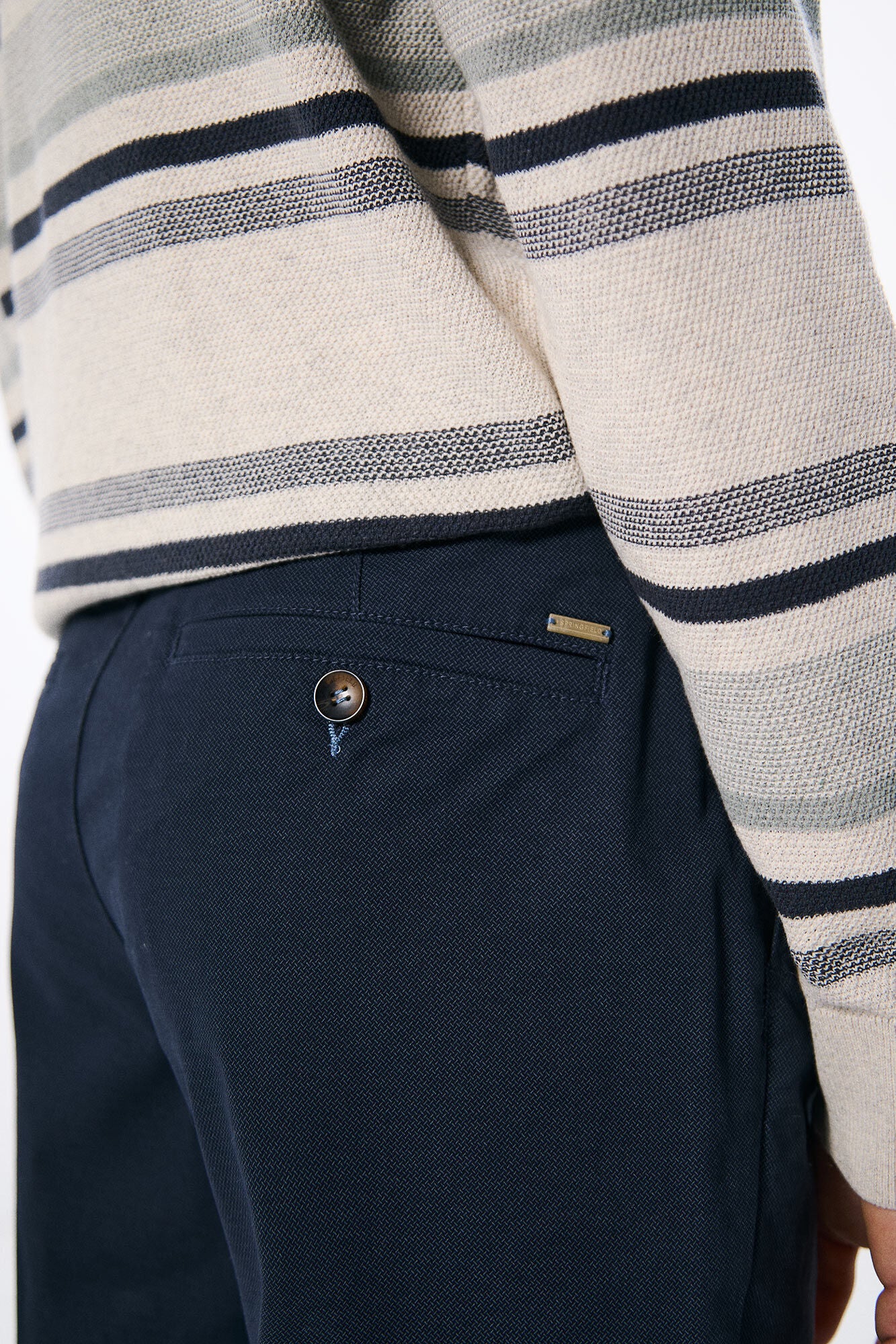 Slim fit micro-printed chinos