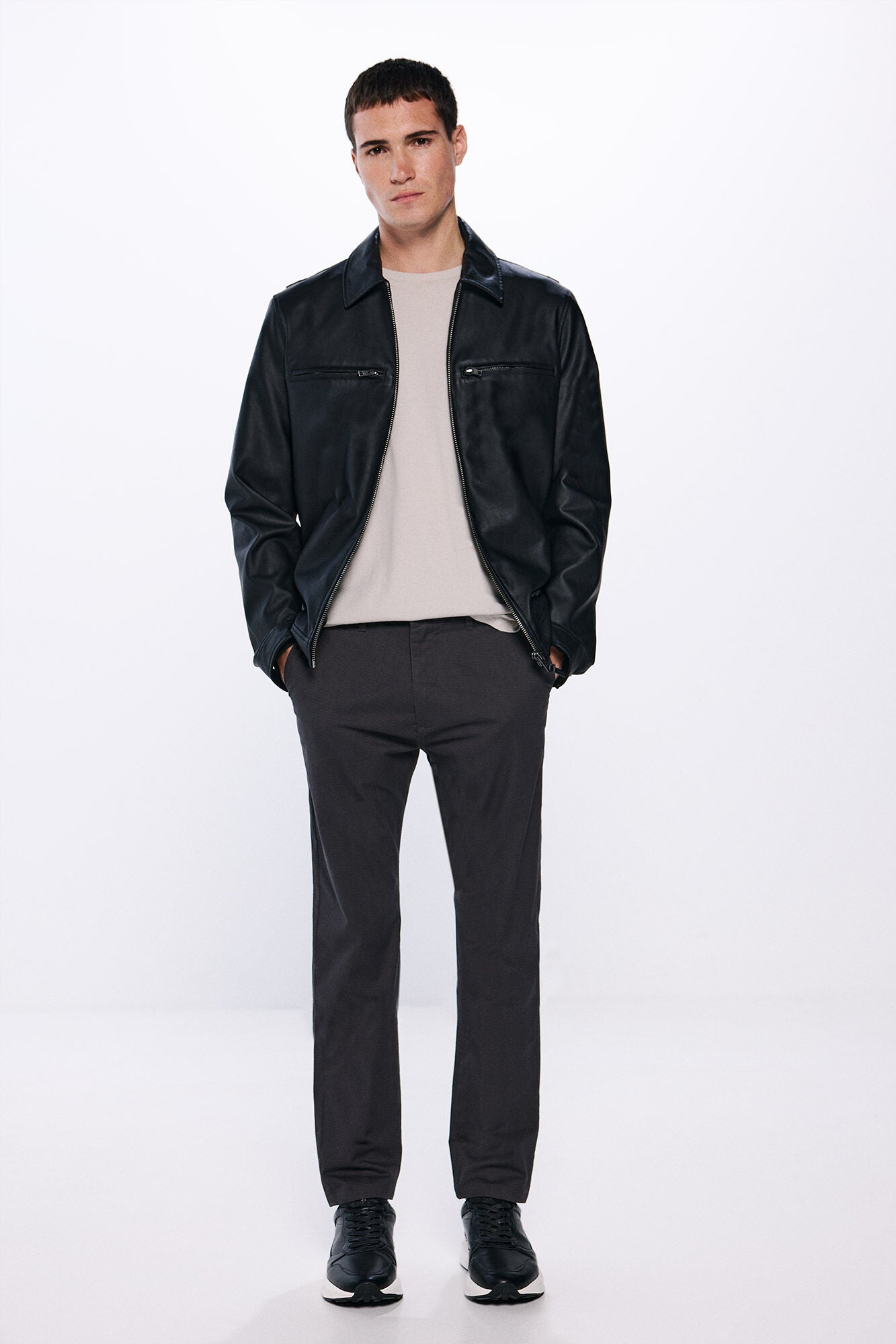 Slim fit micro-printed chinos