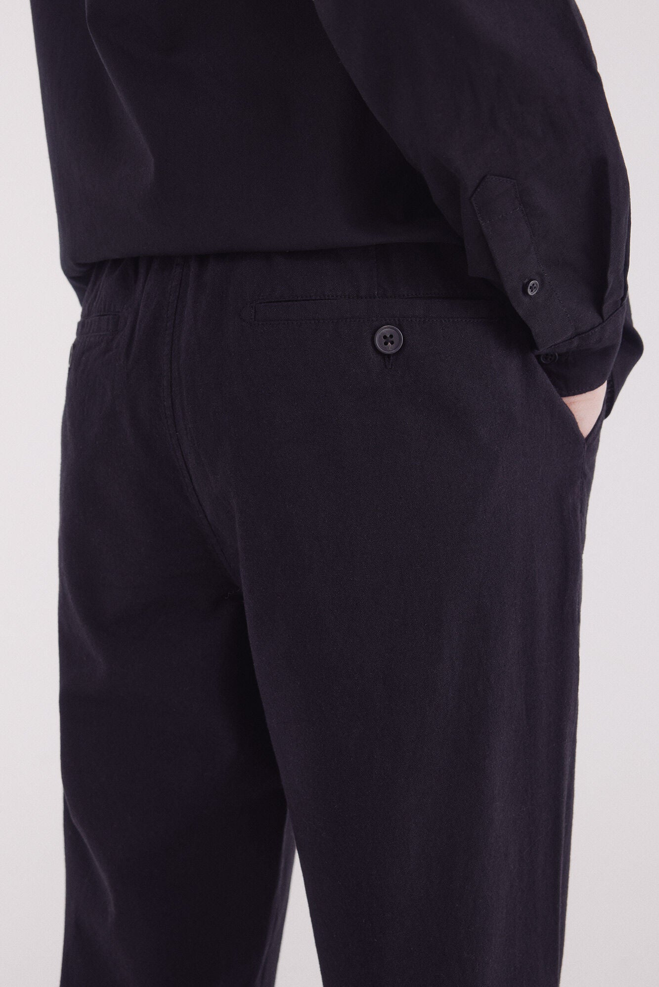 Slim fit linen chino pants