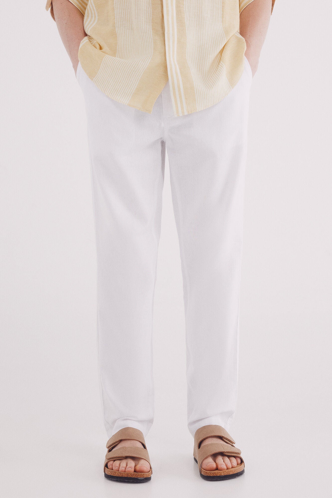 Slim fit linen chino pants