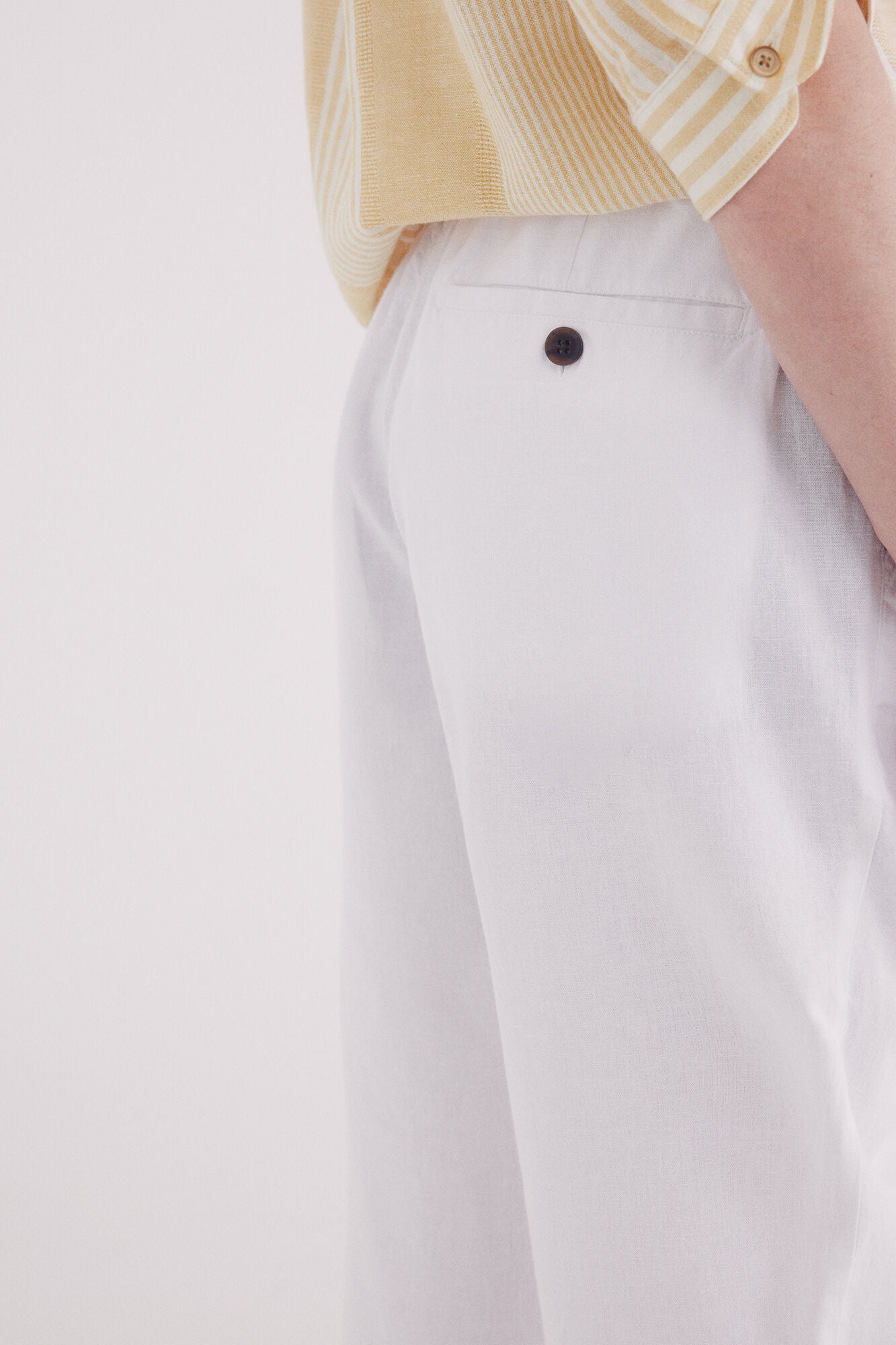 Slim fit linen chino pants