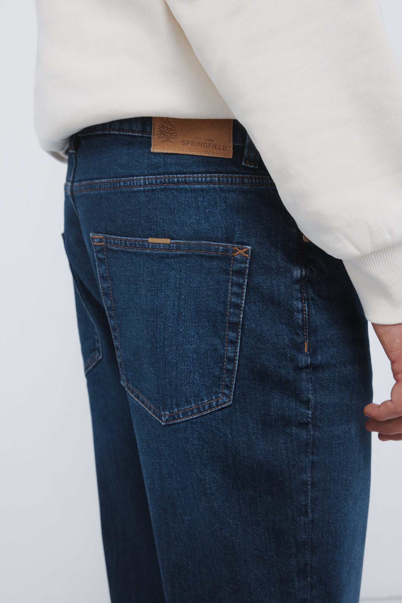 Regular fit dark wash jeans