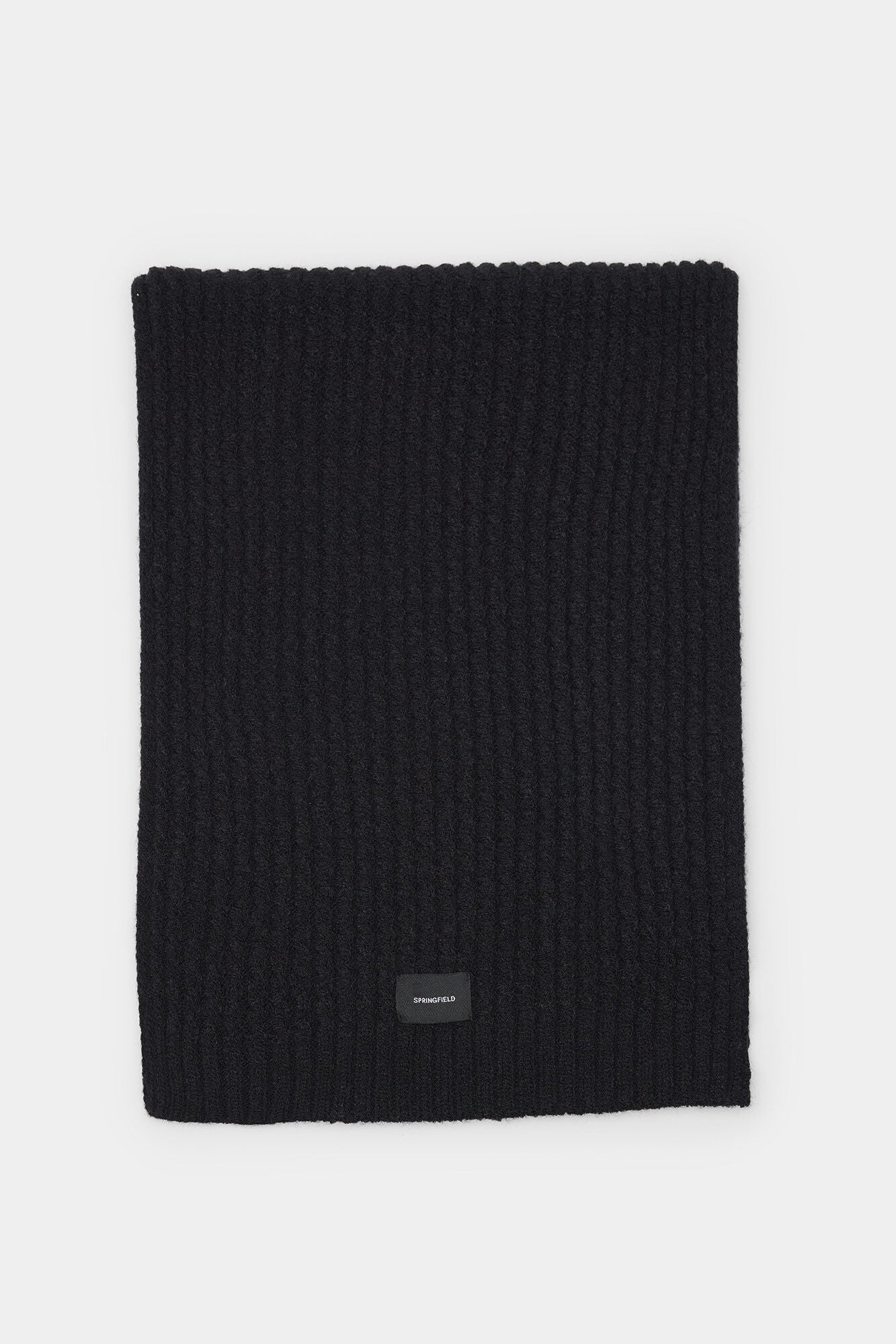 Colored ribbed scarf