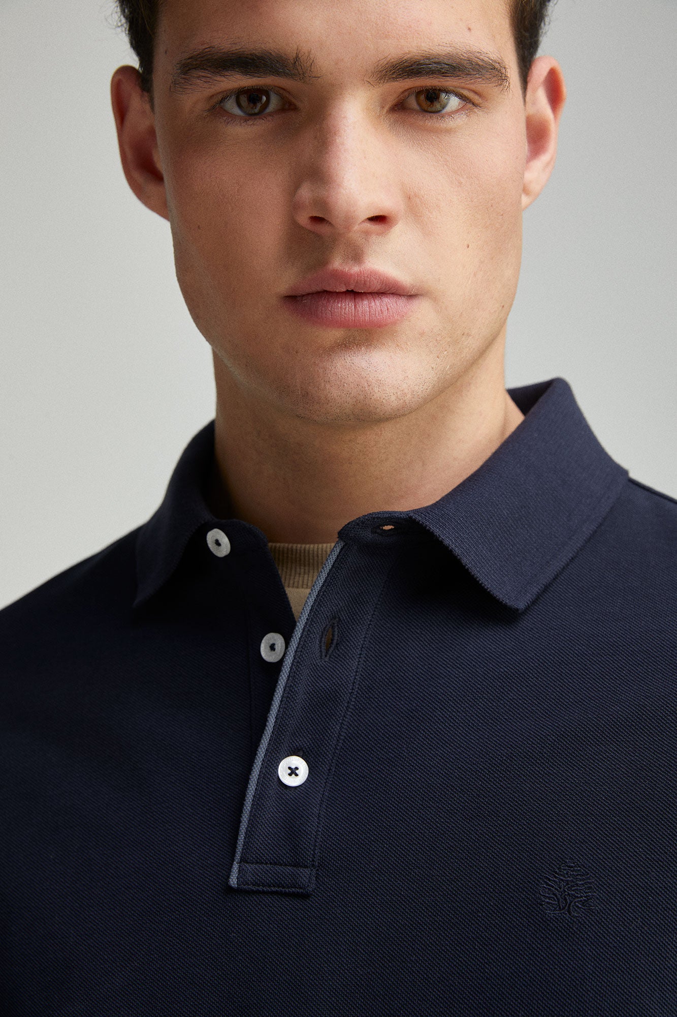 Slim fit contrast polo