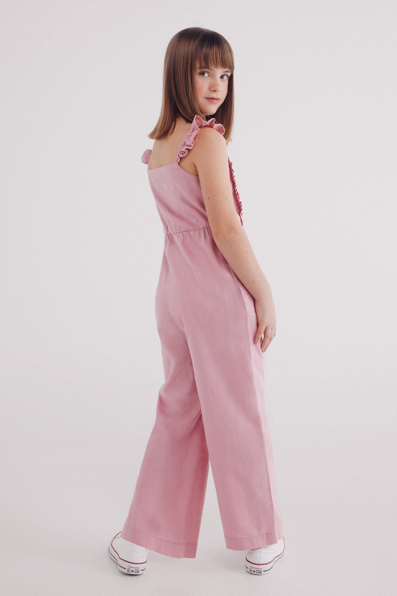 Girls' linen jumpsuit with ruffles