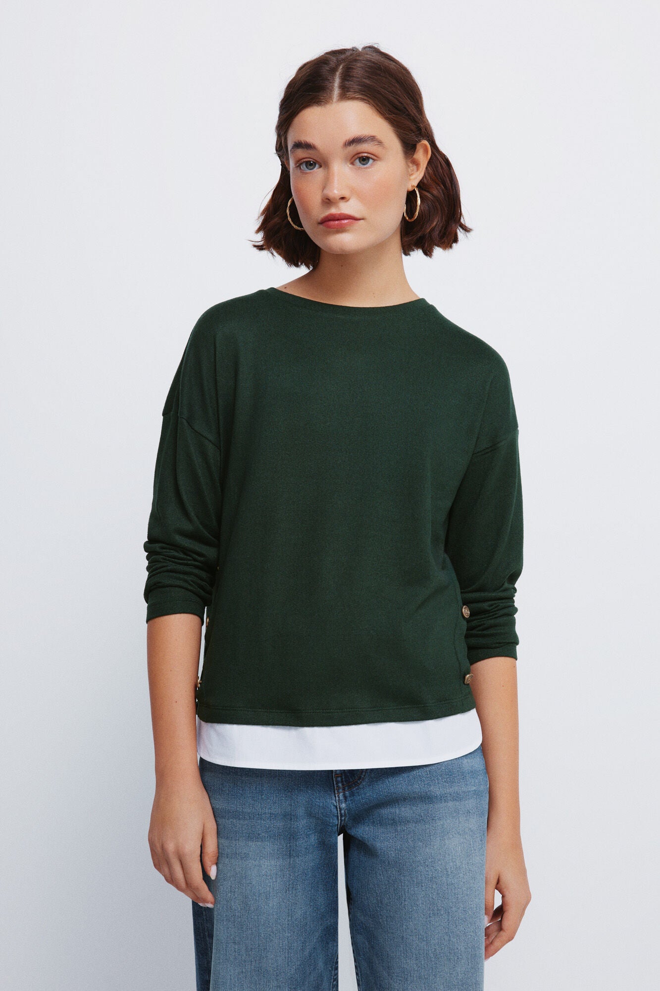 Combined T-shirt with side buttons