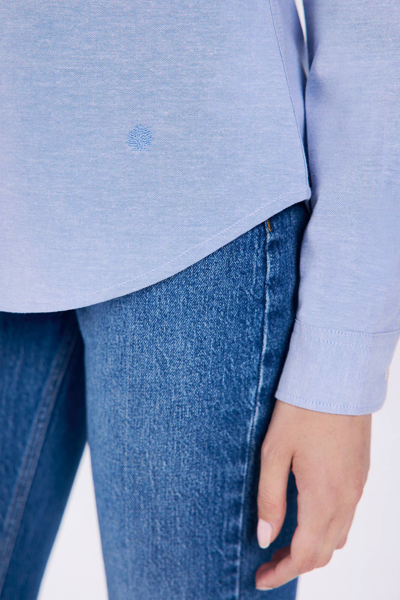 Semi-fitted Oxford shirt
