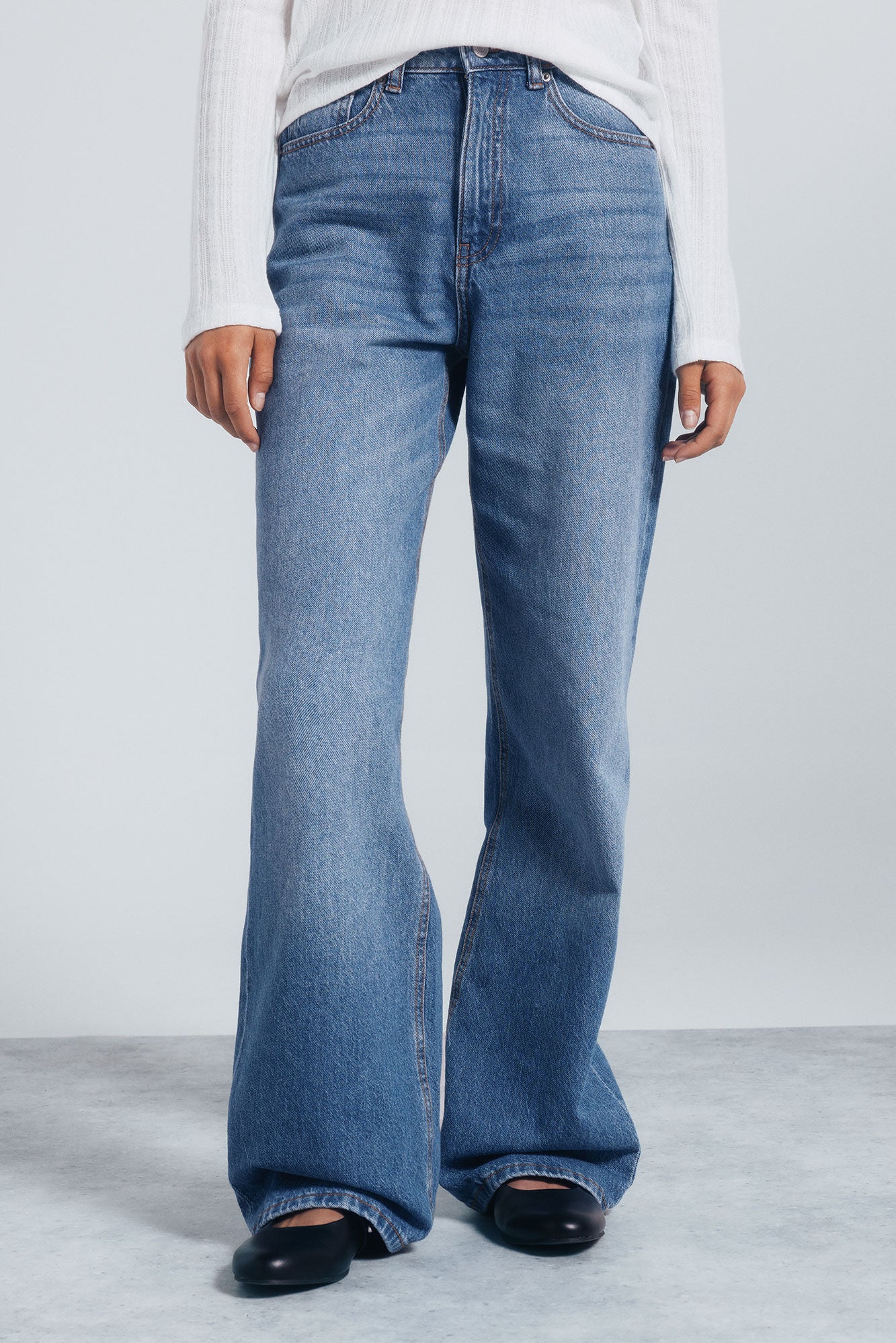 Wide leg jeans