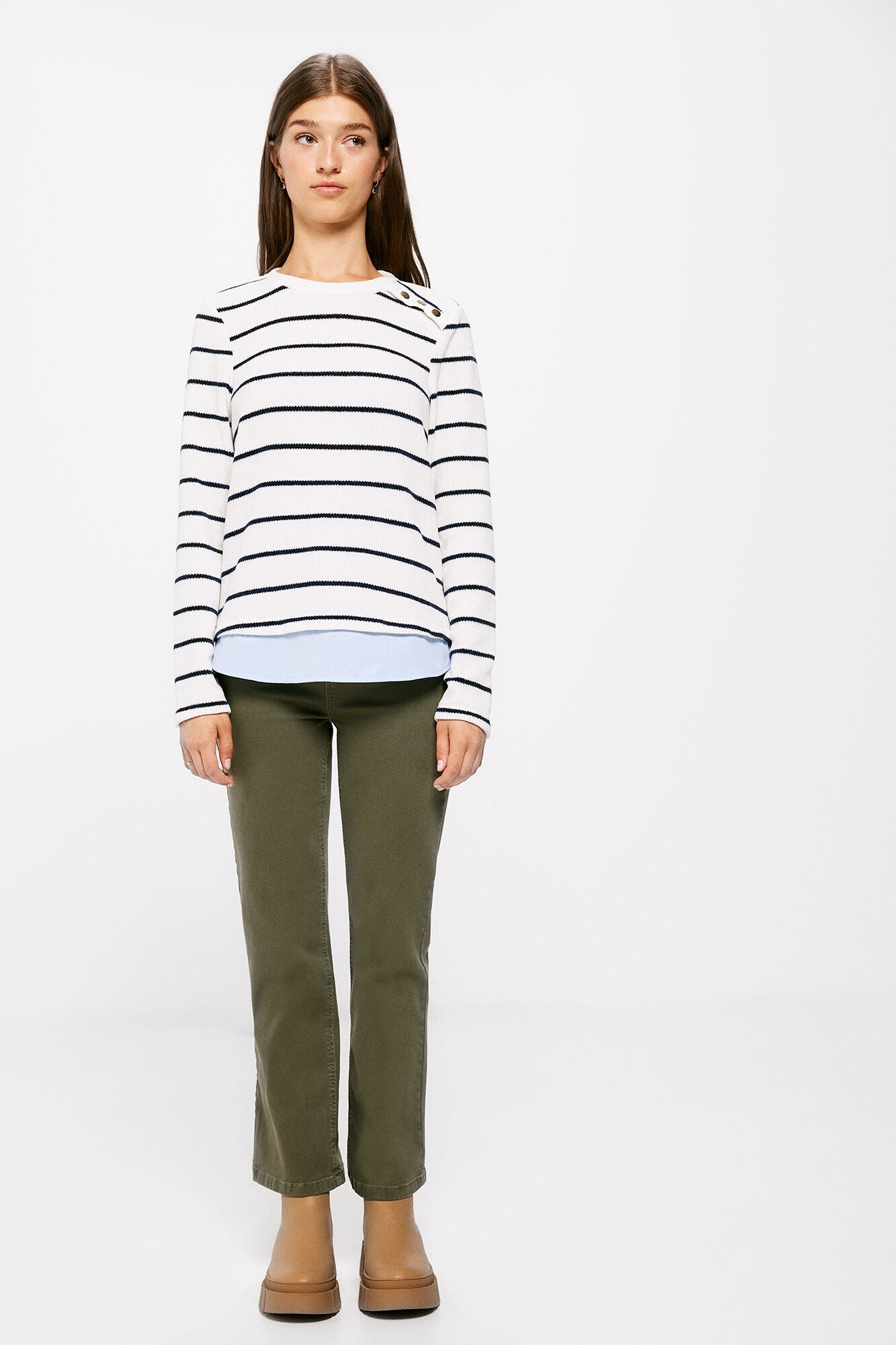 Sustainable wash kick flare jeans