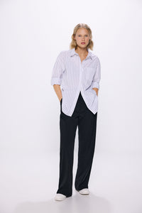 Black trousers with darts