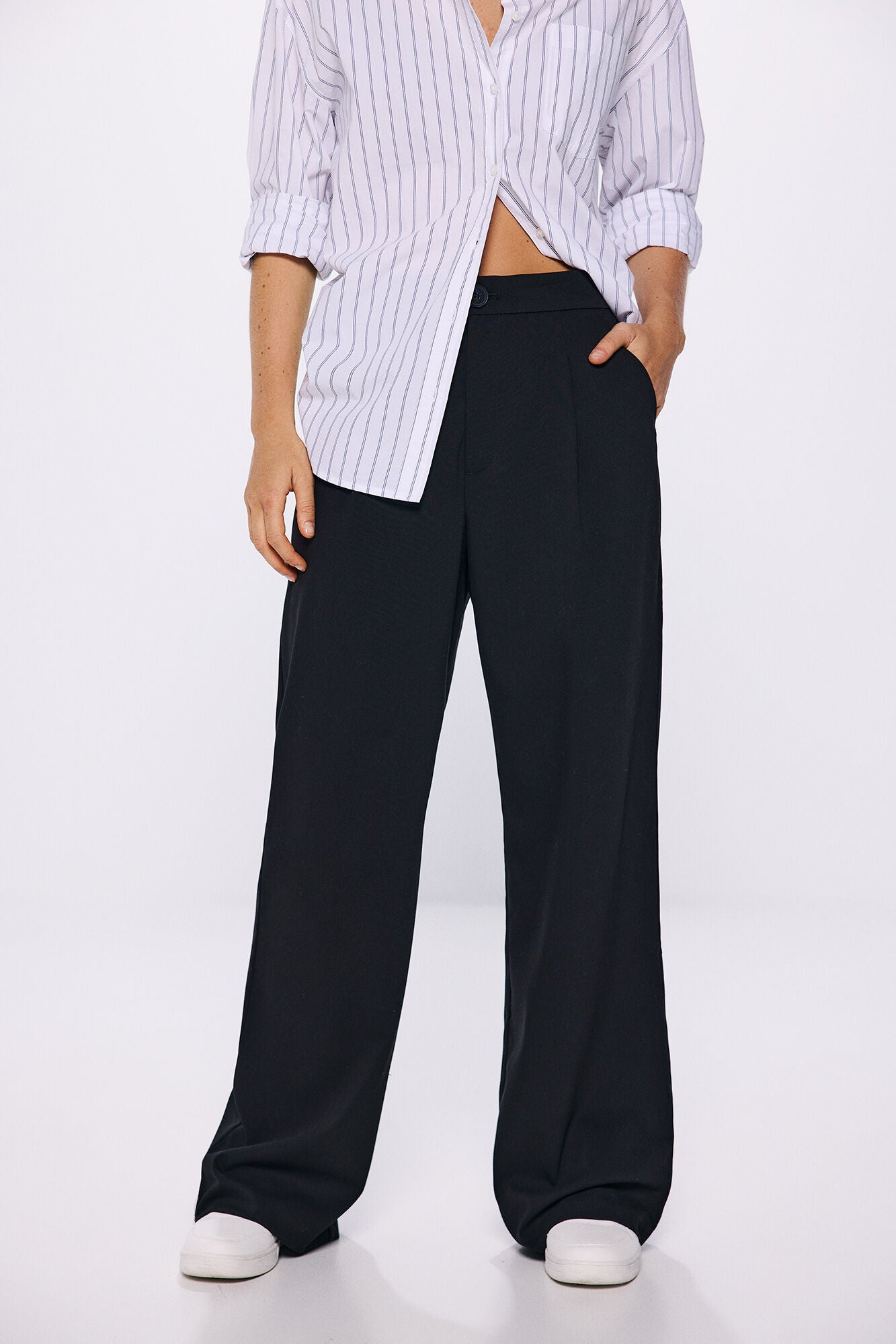 Black trousers with darts