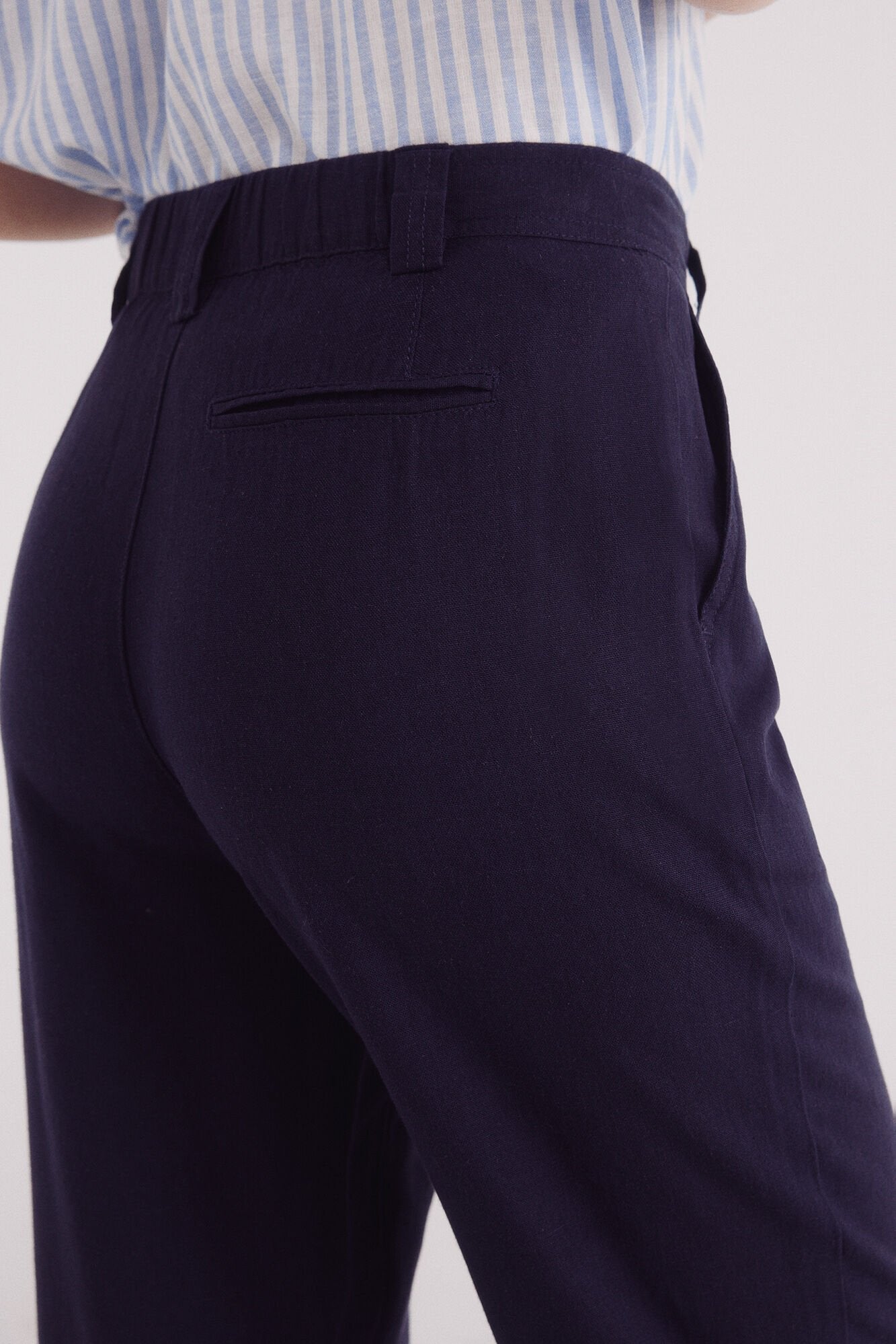 Basic linen trousers