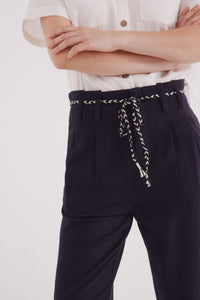 Linen pleated trousers