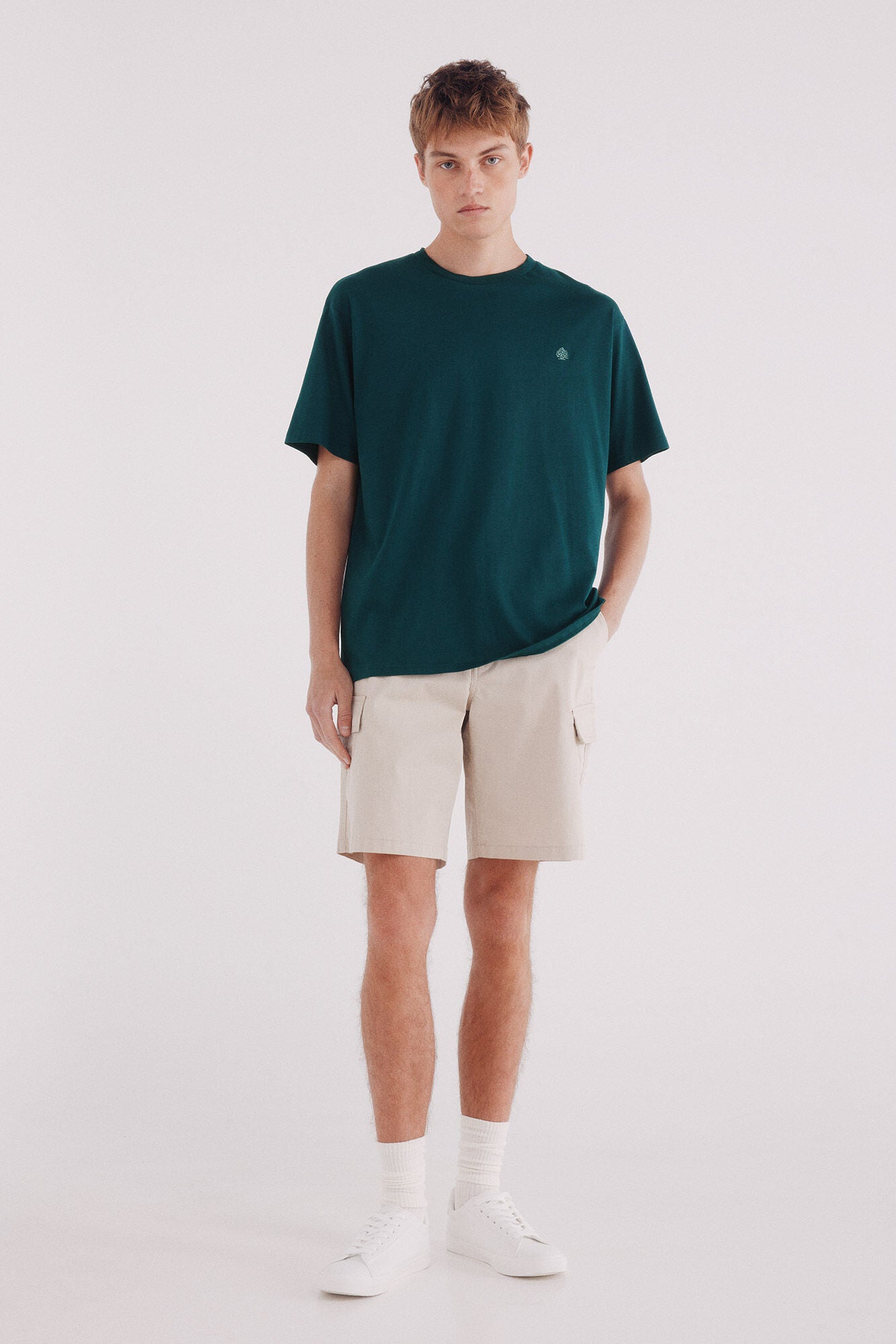 Basic round neck T-shirt