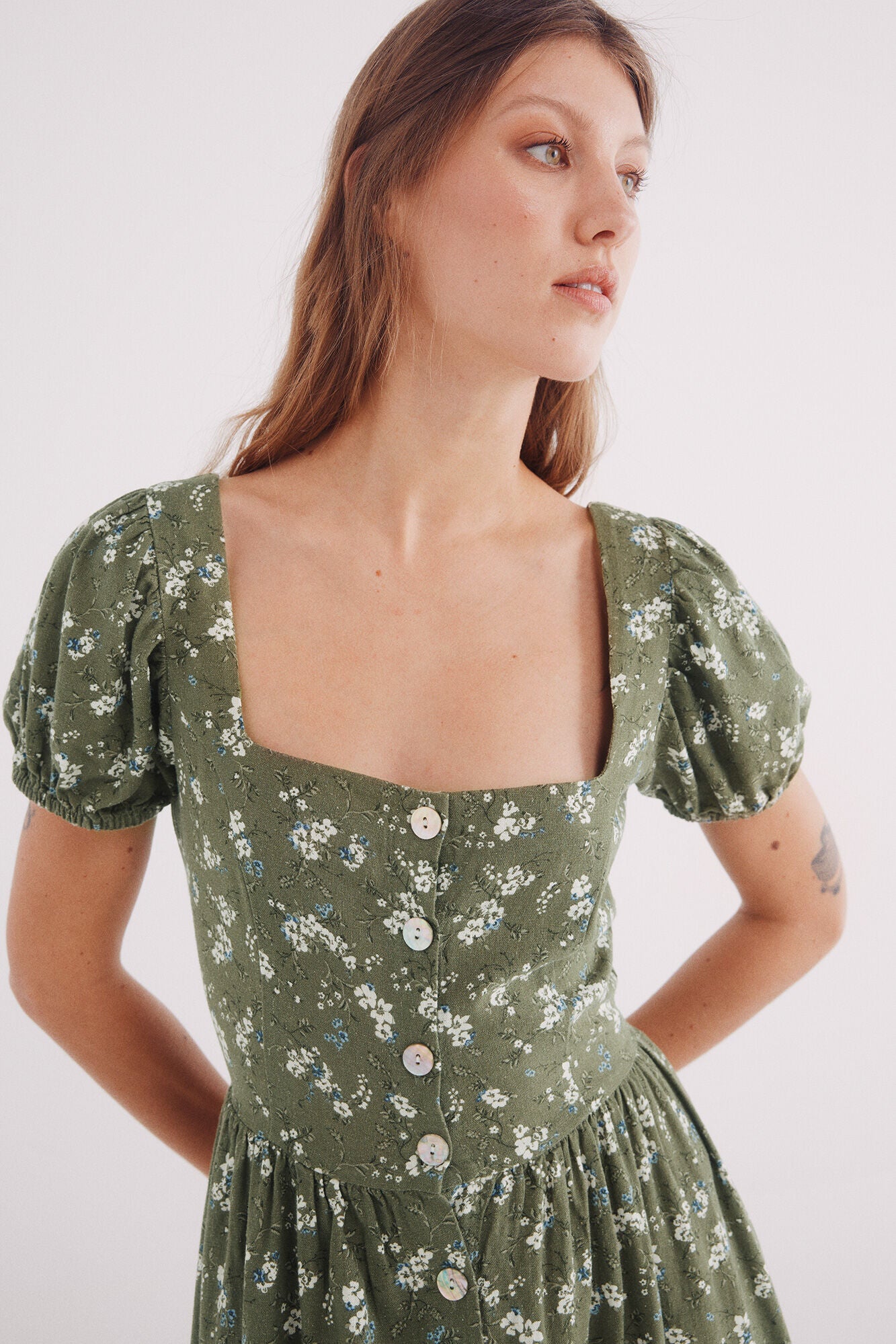 Linen cross-back midi dress