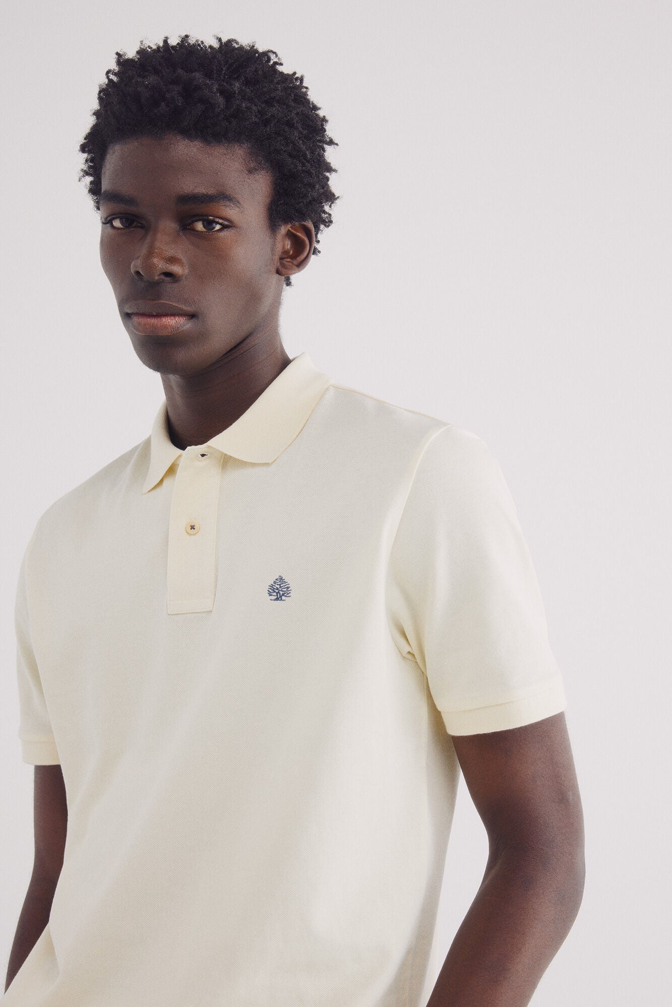 Essential regular fit polo shirt