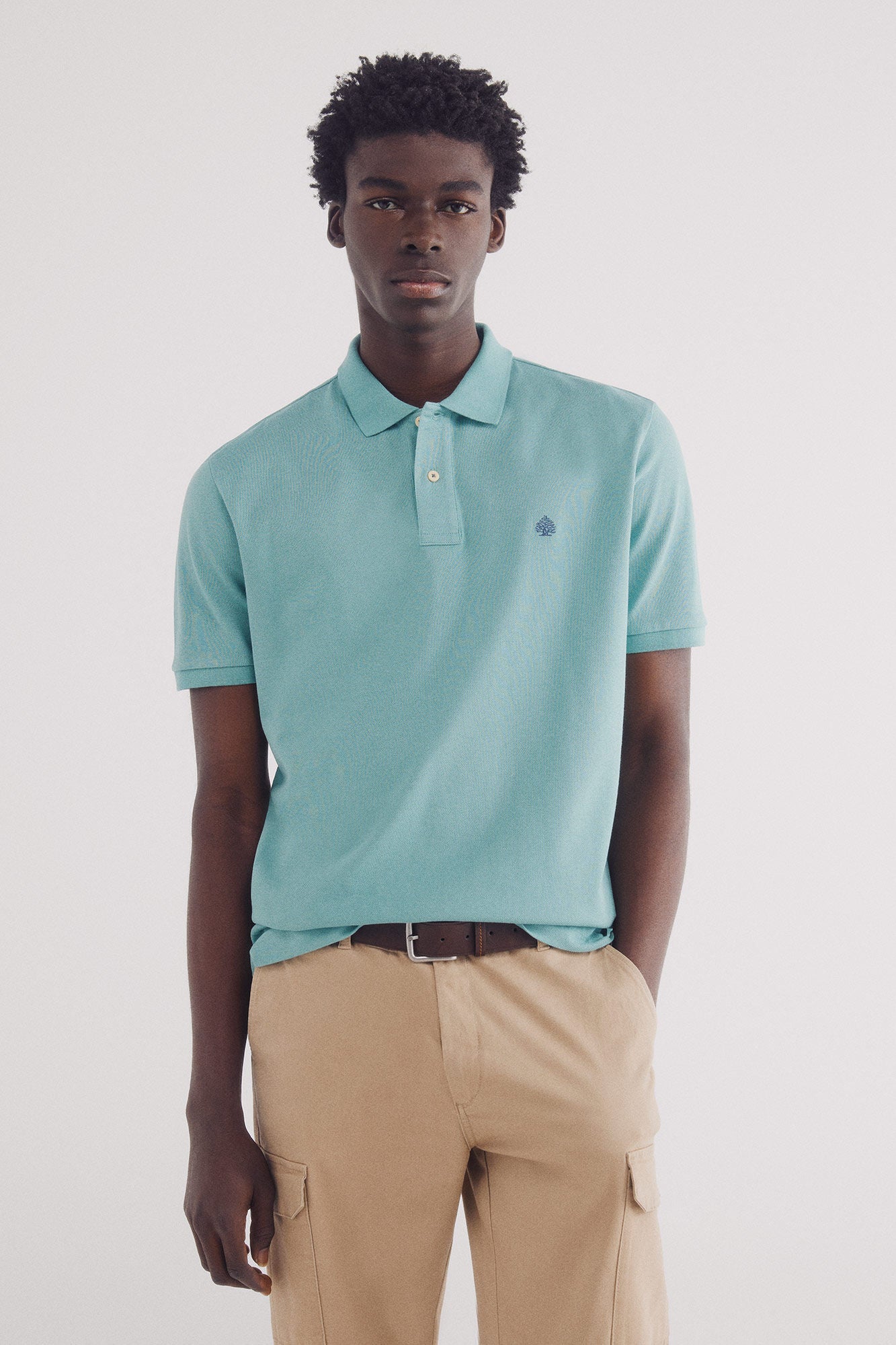 Essential regular fit polo shirt