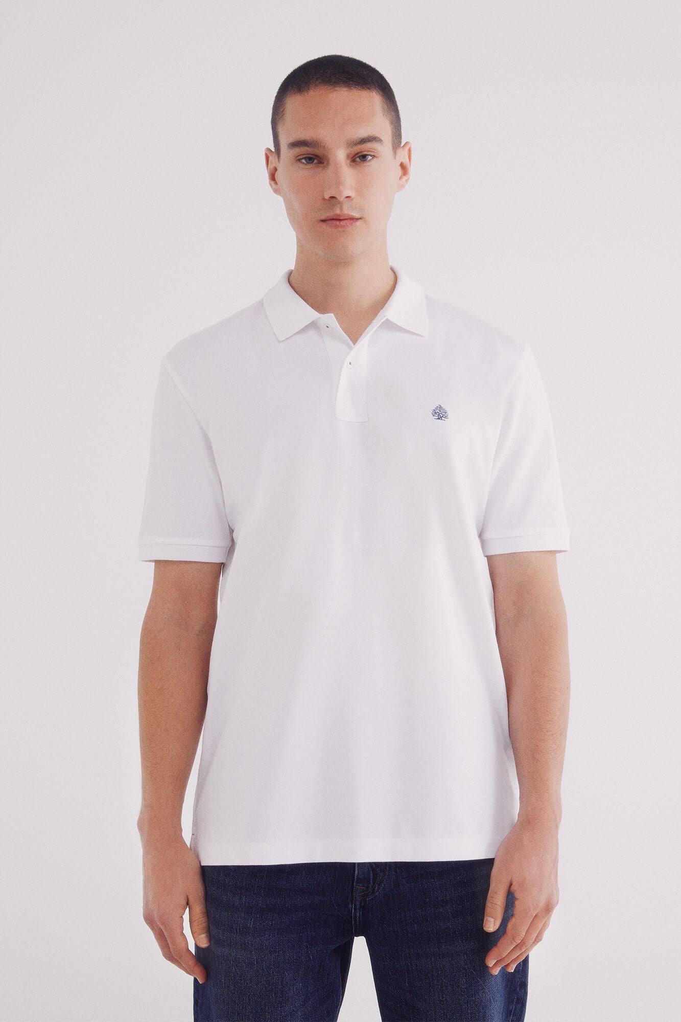 Essential regular fit polo shirt