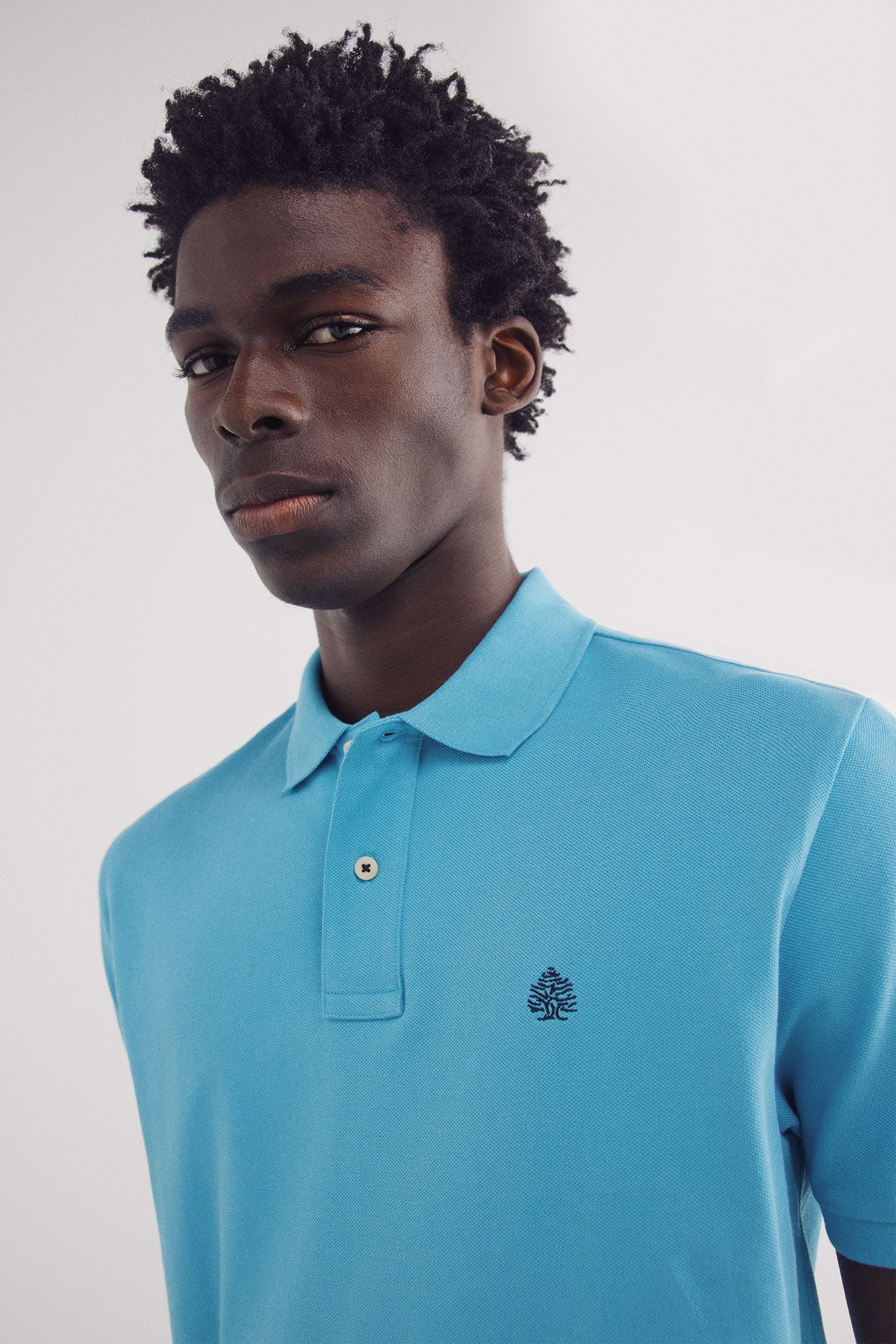Essential regular fit polo shirt