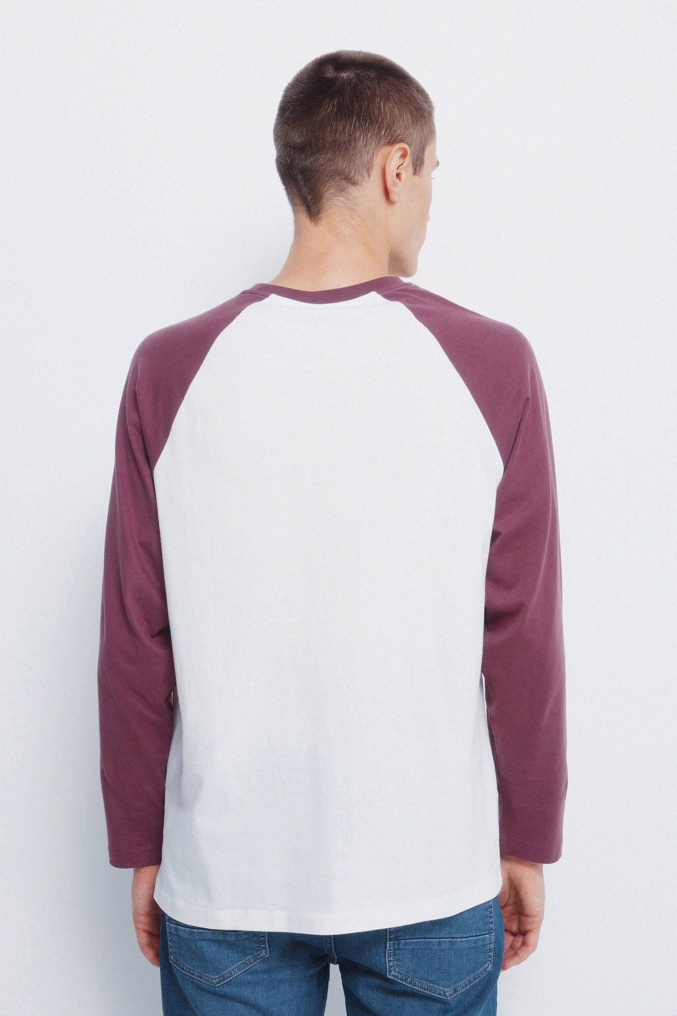 Contrast long-sleeved T-shirt