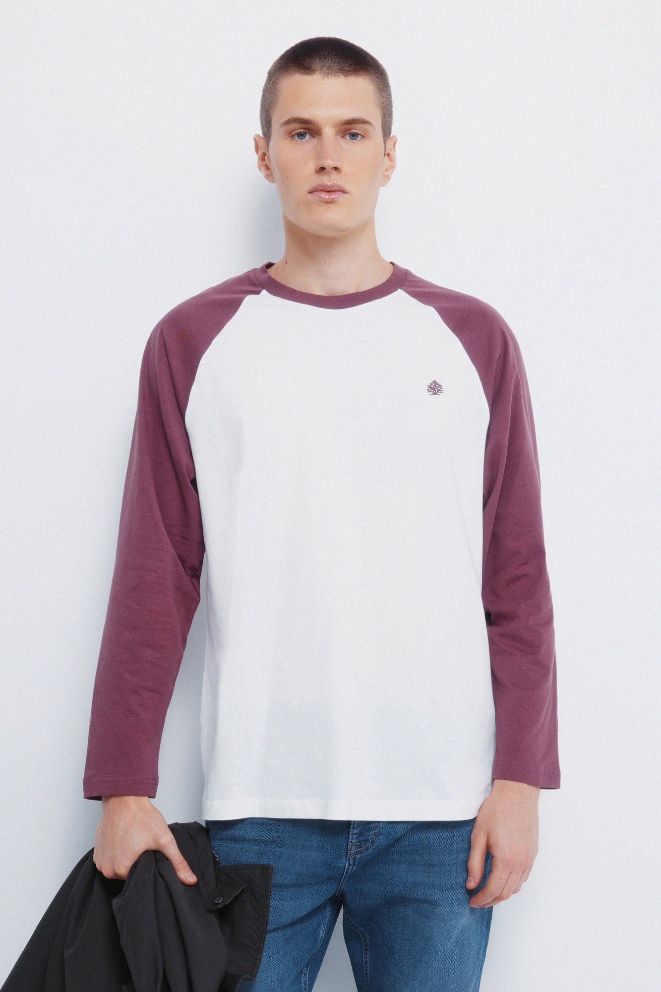 Contrast long-sleeved T-shirt