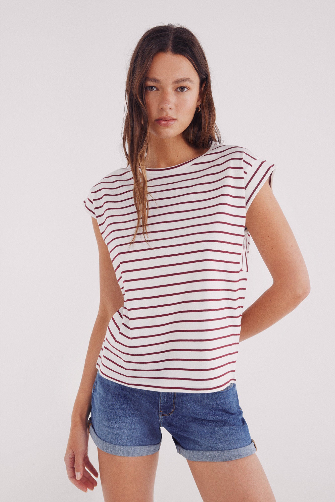 Striped T-shirt with contrasting sleeves
