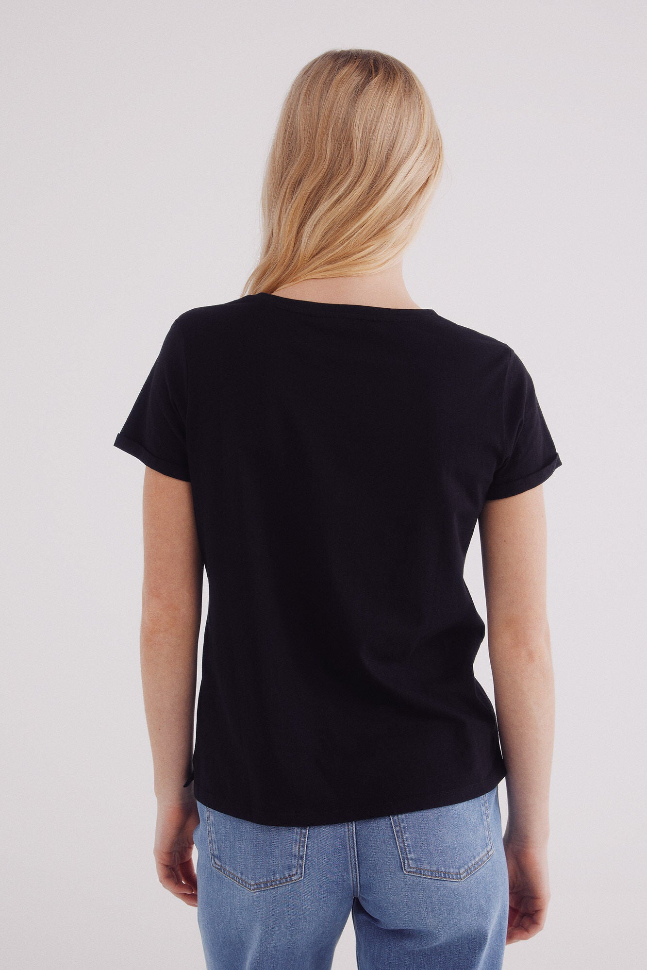 Basic T-Shirt