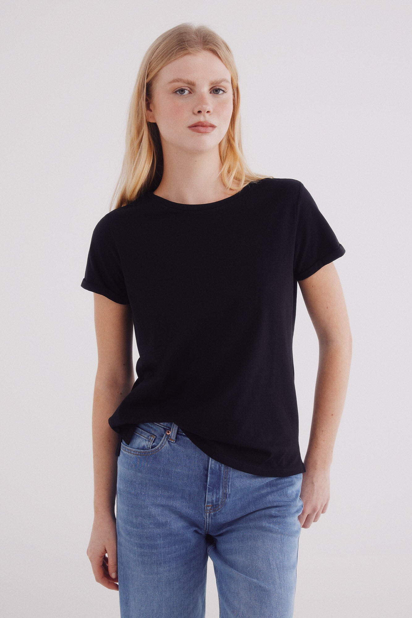 Basic T-Shirt
