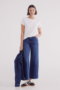 Basic T-Shirt
