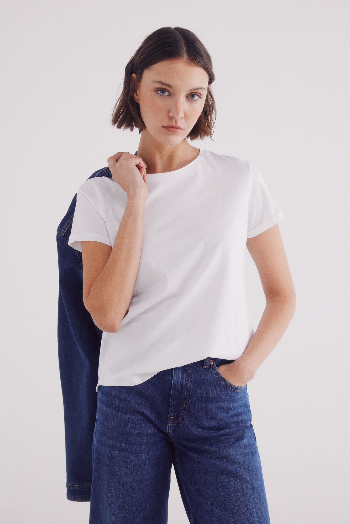 Basic T-Shirt