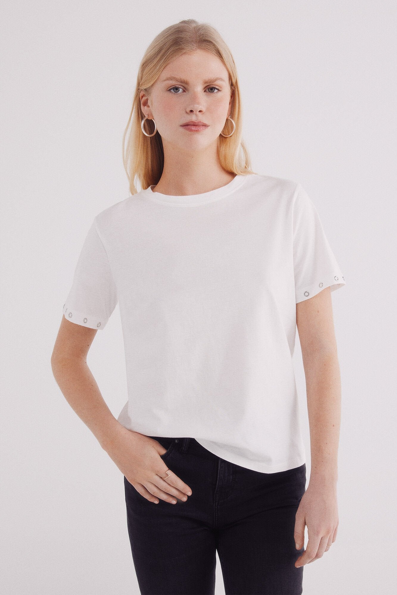 Basic T-Shirt with hoops